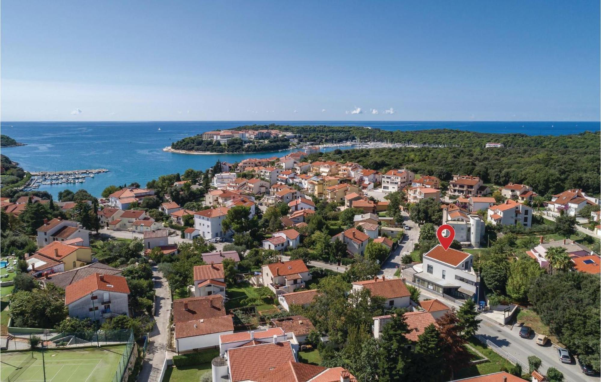Stunning Apartment In Pjescana Uvala With Wifi Εξωτερικό φωτογραφία